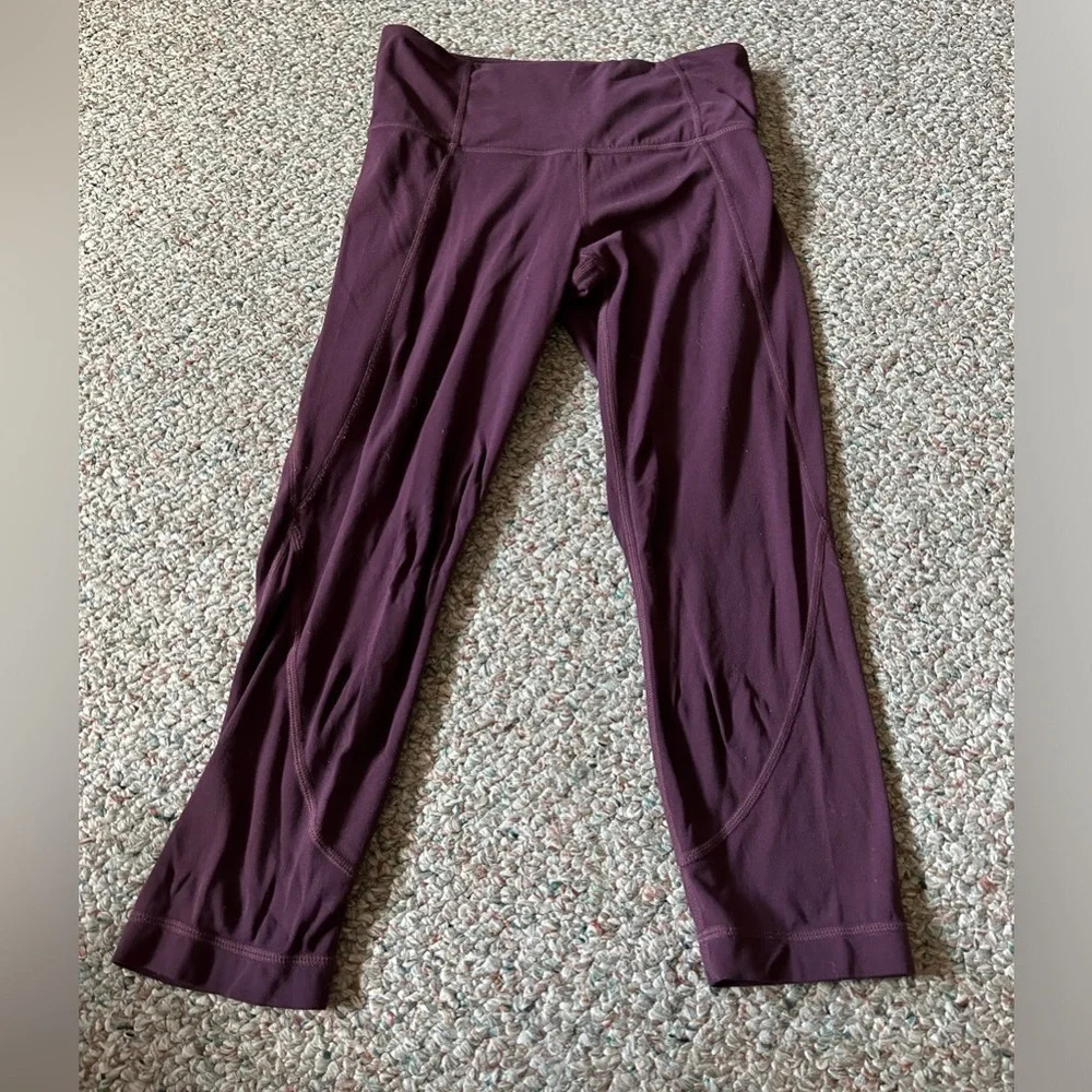 Athleta Activewear Maroon Tight Athletic Athleisure Leggings Women’s Size Small
